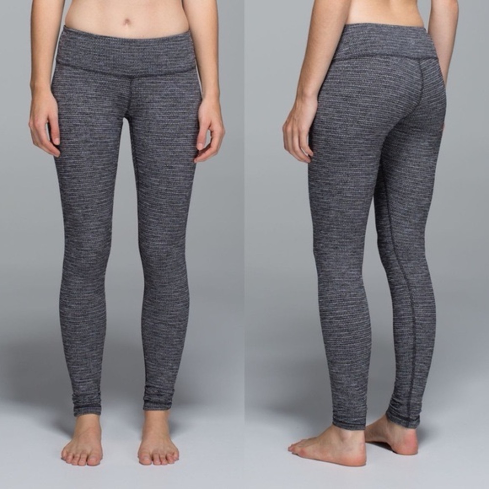 Lululemon Wunder Under Leggings in Coco Pique Black, size 4